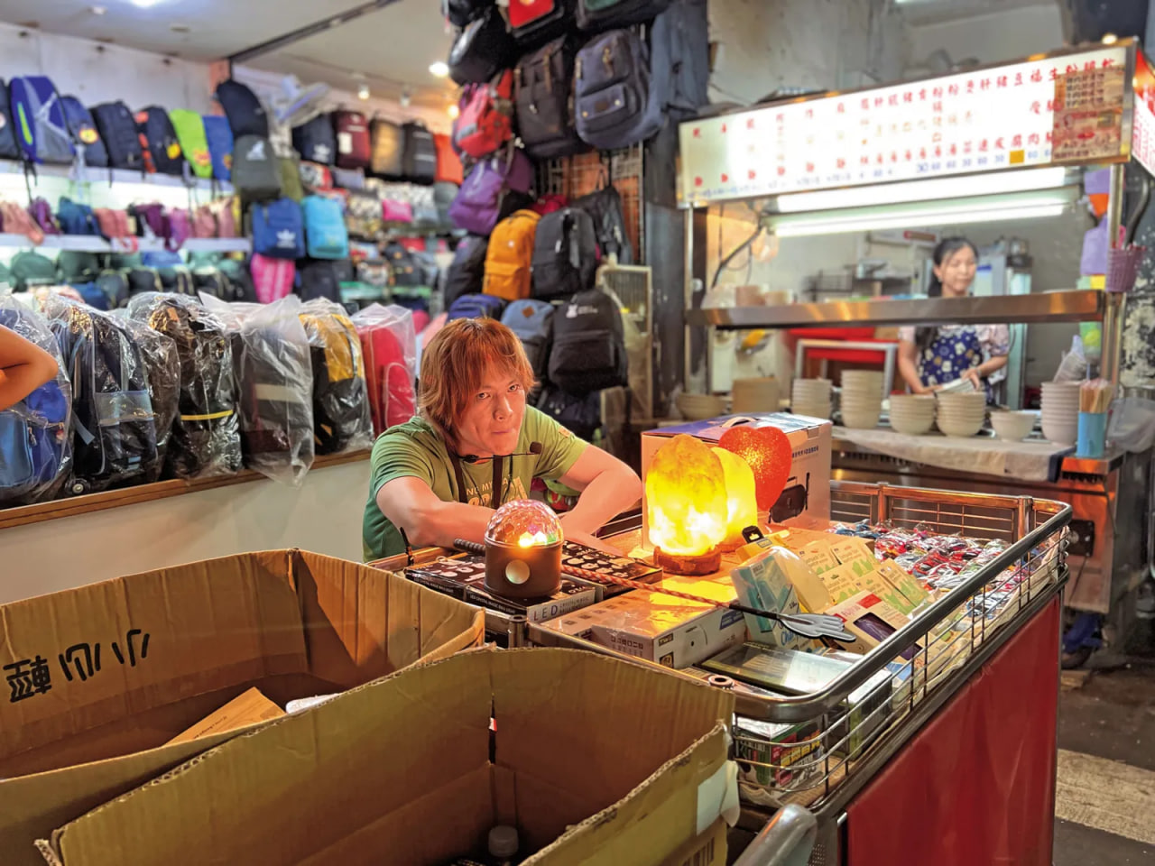 《เด็กหญิงถนัดซ้าย》: การรวมเรื่องราวของผู้หญิงไต้หวันบนจอใหญ่